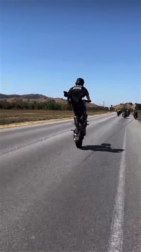 5 comments | Making it look easy.﫡 stay in control with Progressive Suspension. #Progressive #ProgressiveSuspension #PS | Progressive Suspension | Facebook