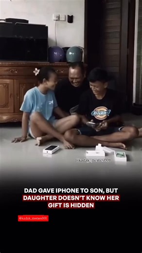 Kadak memes on Instagram: "🥰DAD GAVE IPHONE TO SON, BUT DAUGHTER DOESN’T KNOW HER GIFT IS HIDDEN🥺🥰 @kadak_memes001 I. #GrowthMindset 2. #KeepGrowing 3. #LevelUpJourney 4. #FocusOnGrowth 5. #growwithme I. #ViralReels 2. #ReelsTrending 3. #ExplorePage 4. #ViralVideo 5. #ReelsViral #Instagram Algorithm 2. #AlgorithmBoost 3. #ReelsAlgorithm 4. # AlgorithmGrowth 5. #ContentAlgorithm #BoostEngagement 2. #EngagementPost 3. #HighReach 4. #Grow WithMe 5. #EngageMore"