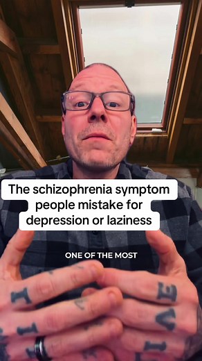 Many people associate schizophrenia primarily with hallucinations or psychosis. However, some of the most misunderstood symptoms are actually related to changes in motivation and goal-directed behavior. One example is avolition, a clinical term used to describe a reduced ability to initiate or sustain purposeful activity. From the outside, this can sometimes be mistaken for laziness, depression, or a lack of effort. Internally, however, individuals often describe something very different — knowi