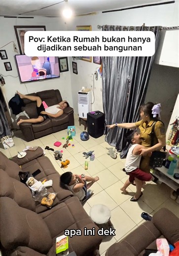 Sejauh apapun kaki melangkah, rumah adalah titik balik yang paling menenangkan