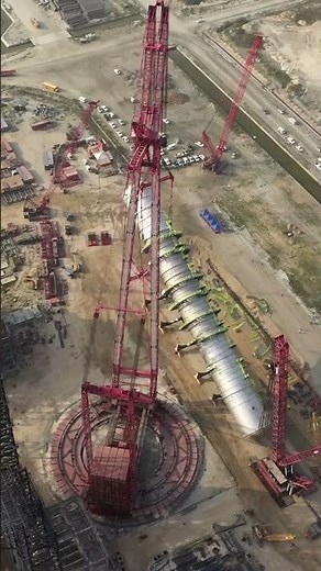 Witness the installation of the largest crude distillation column ever! 🏗️💪