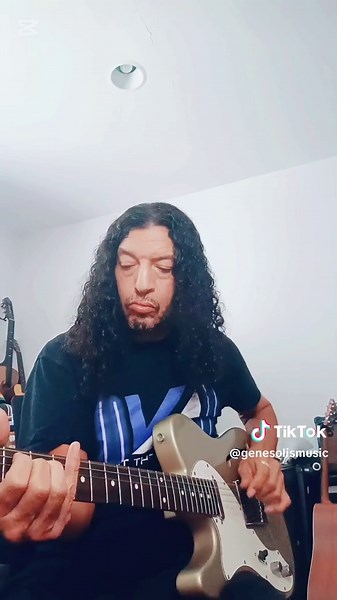 Here's the Strich Grey Tube valve stack simulator distortion pedal. This pedal really has it's own vibe. With three modes to choose from, allowing you to find the tone you're looking for. I used the