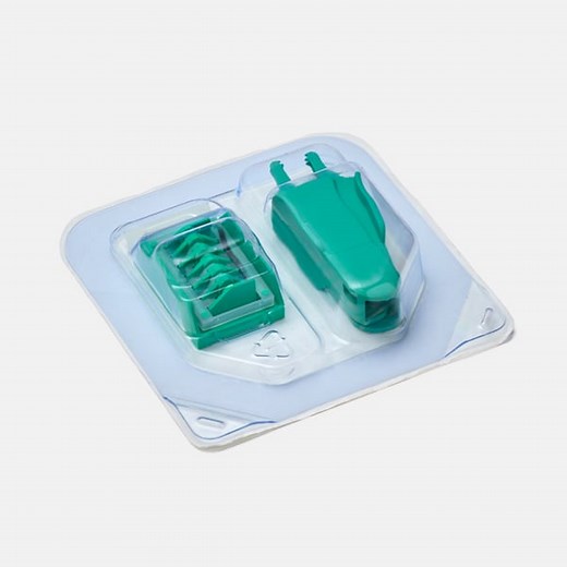 DuPont™ Tyvek® Lids and Liners | Oliver Healthcare Packaging