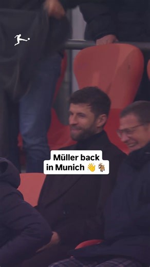 FC Bayern München's future has Thomas Müller's co-sign 😍👏 #Bundesliga | #MD14 | Bundesliga