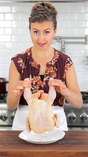 This Juicy Roast Chicken and Vegetables is the perfect dinner. There’s nothing like the aroma of a chicken roasting in the oven.🐓😋 RECIPE: https://natashaskitchen.com/juicy-roast-chicken-recipe/ | NatashasKitchen.com