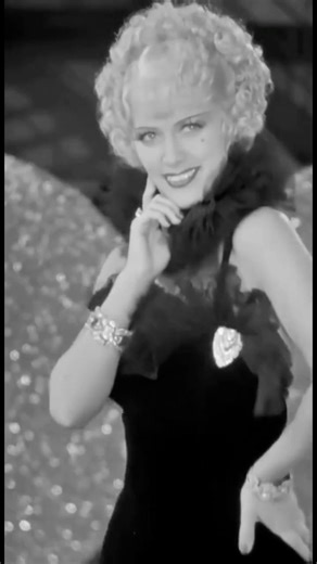 Tap dancing to Frank Zappa 💃 🎶