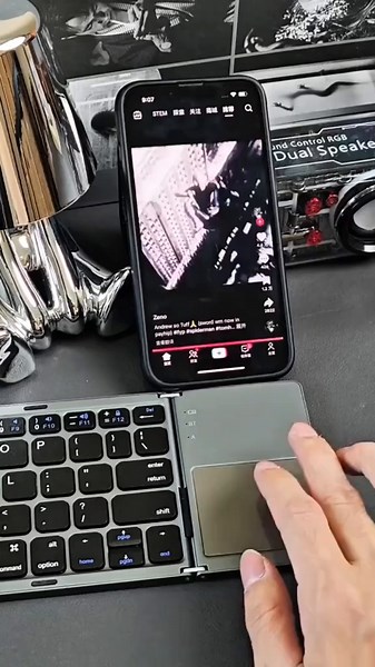 Mini Wireless Keyboard: Affordable Gadget Overview