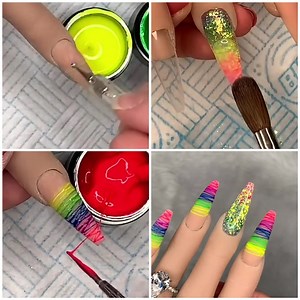 How fun & creative is this spider gel nail set! | MetDaan Nails