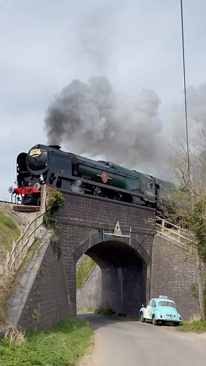 370 reactions | The last one from a trip around the Cotswolds, chasing 35006 and class 121 DMU bubble car W55024 in the panda. Enjoy 1 minute 40 of the services passing XD21 in numerous places. #morrisminorpandacar #morrisminor #morrisminorownersclub #classiccar #classiccars #police #steamtrain #steamrailway #heritagerailway #train #trains #dmu #bubblecar #35006 #cotswolds #cotswold #oldpolicecar #gwsr #class121 #W55024 | XD21 to control | Facebook