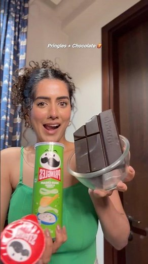 Wait for the crunch🍫😋 #chocolate #dessertrecipe #dessertideas #viraltrend #trendingshorts #diy