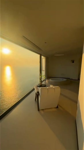 Floor-to-ceiling windows overlooking the ocean? That's the dream #luxury #homedecor