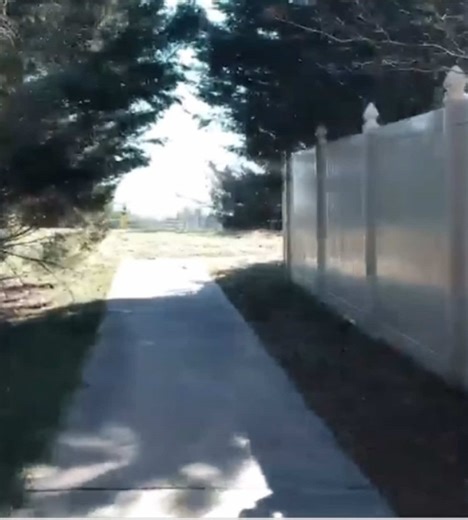 A small detail about life in the West Windsor–Plainsboro School District that many people don’t think about 🚶‍♂️🚲 While most students use school buses, some neighborhoods are so close to their schools that walking or biking is the norm. In this video: Southfield Meadows, where many students walk home from Thomas R. Grover Middle School, or get dropped off at the cul-de-sac Rushton Court which has a sidewalk that directly leads to the back of Thomas R Grover middle school , then walk up the sid