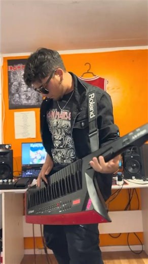 Phantom of The Opera - Iron Maiden (Keytar solo cover) • Jhariells