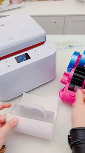 Who else is getting ready for the big game? I'm loving those frosted beer mugs! Perfect for our root beer floats during half time! 😋 | Michelle's Party Plan-It by Michelle Stewart