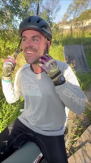 PRESSNATION🇦🇺 | Two stroke Tuesday and FEELING in the DANGER ZONE!! Fucking presswork | Instagram