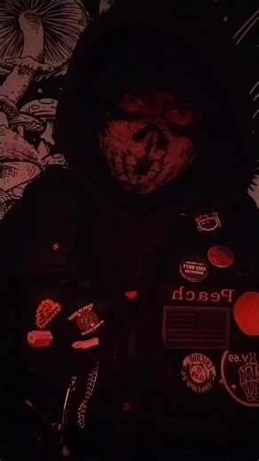 Happy Feral Friday 😈😏 Wanna play? #keeganruss #keegancod #keegancosplay #cosplayer #codcosplayer #mwf #cod #fyp #141 #oc #occosplay #taskforce141 #newwave #callofdutywarzone #callofdutycosplay #begood #legsshaking #letsbegin #fypシ゚viral #foryou