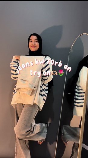 Cream Jeans Outfit Ideas: Mix and Match for Chic Style