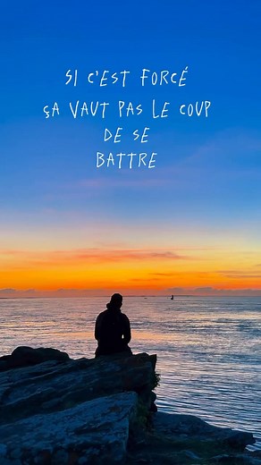 La plus grosse leçon que j’ai appris cette année C’est de ne rien forcer Les discussions, les relations, les potes, l’attention, l’amour. Si c’est forcé..ça vaut pas le coup de se battre. Si ça passe..ça passe. Si ça casse..ça casse. C’est comme ça. Et puis si ça fait mal, laisse tomber !! Ça doit pas faire mal. Merci 2023 🙏🏻 #pourtoi #pourtoi❤️ #developpementpersonnel #vivremieux #vivreinstantpresent #vivreautrement #vivrepoursoi #motivation #positivevibes #citation #citation | anthony_bdls