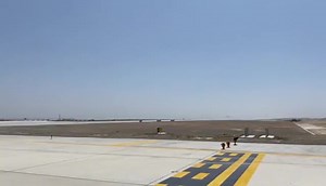 Yeni Ercan Havalimanı'nda test uçuşları gerçekleştiriliyor. Uçuş denemelerinin 4 gün boyunca süreceği öğrenildi. Video / Serhat KALIN | Bağımsız Gazete