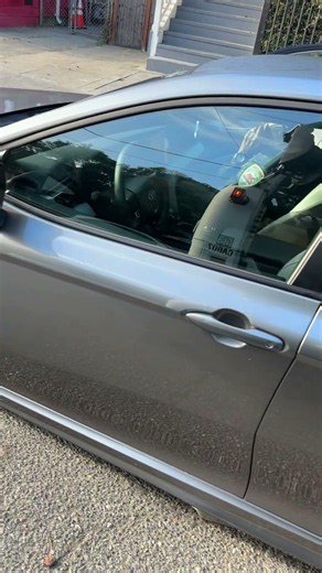 Somebody woke up mad asf this morning. Only in Oakland.