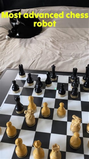 chessnut move advanced cool chess robot 😎 #shorts