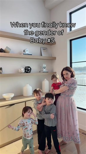 There might or might not be a hint in this video 🤭💕💙 #pregnancy #pregnant #genderreveal #dance #suerose