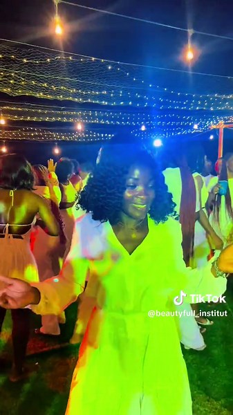 Vidéos de Beauty-full (@beautyfull_institut) avec son original - Beauty-full