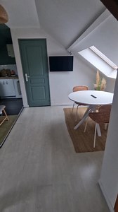 En visite cet après midi pour ce charmant studio à 800 mètres de la plage ✨️ ✅ Vendu entièrement MEUBLÉ ✅ Petit exterieur ✅ Petit immeuble de 5 logements seulement ✅ À 10 minutes à pied de la plage 🏝️ 💰 Prix : 113 400 € Parfait pour : 🔹 Premier investissement 🔹 Pied-à-terre en bord de mer Retrouvez l'integralité de l'appartement en video ici : https://www.dunkerque-immo.com/vente/appartement-studio-1-piece-dunkerque-59240,VA2601 📩 Contactez-nous en MP pour plus d'infos ou pour organiser une