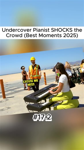 Undercover Pianist Amazes Audience with Incredible Performance