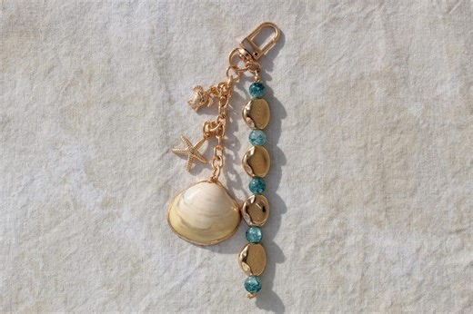 Bag Charm Keychain Gift for Her: Shell Bead Coastal Purse Accessory With Clam Shell and Sea Turtle - Etsy