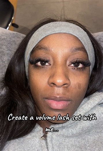 How to Create a Volume Lash Set Step by Step