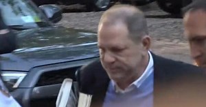 Harvey Weinstein surrenders to New York police