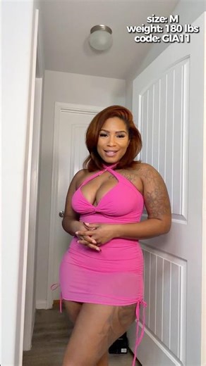 Ready for my next beach day in this gorgeous set from @Shapellx 💖👙✨