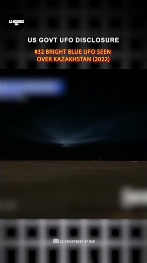 Un mystérieux OVNI bleu vif illumine le ciel du Kazakhstan ! #shorts #ufo #ovni