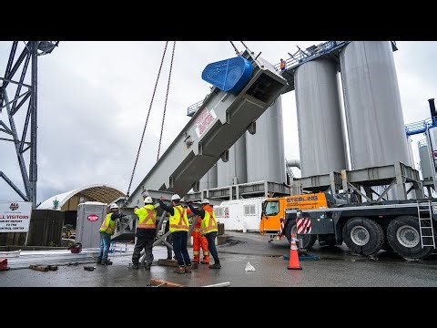 With 2 massive traverse units installed, our asphalt plant expansion project enters its final phase!
