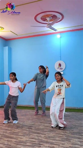 Kabutari Bole Kabutar Se...🕊🕊 | #trending #90severgreen #yotube #shortvideo #dance #shorts