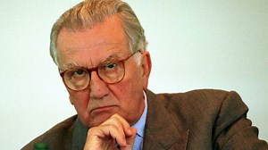 Fritz Gerber, Who Steered Roche From Infamy to Biotech Success, Dies at 91