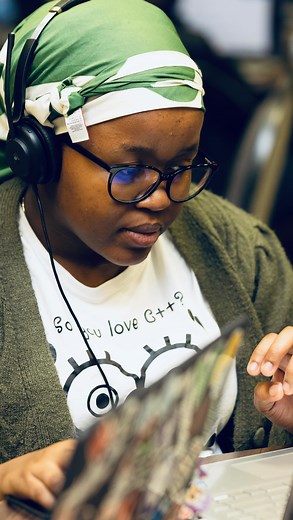 2024 𝙩𝙚𝙘𝙝 𝙖𝙘𝙩𝙞𝙫𝙞𝙩𝙞𝙚𝙨 𝙡𝙤𝙖𝙙𝙞𝙣𝙜… We’re gearing up for an exciting 2024 that’s loaded with tech activities & opportunities. Head over to the link in our bio to see what’s already lined up 𝙒𝙝𝙖𝙩 𝙖𝙧𝙚 𝙮𝙤𝙪 𝙡𝙤𝙤𝙠𝙞𝙣𝙜 𝙛𝙤𝙧𝙬𝙖𝙧𝙙 𝙩𝙤 𝙨𝙚𝙚𝙞𝙣𝙜 𝙢𝙤𝙧𝙚 𝙤𝙛? 1️⃣ Hackathons & Datathons 2️⃣ Tech meet-ups 3️⃣ Hands-on Technical sessions 4️⃣ Industry exposure & Career opportunities #GK2024 #KnowYourGeeks #Top15YoungGeeks | Geekulcha