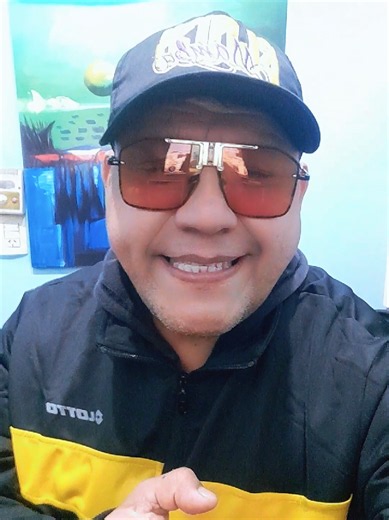 Hoy SÁBADO DE SOLTERIA !!! en RINCONCITO LATINO Hoy se juntan los más bravos en YERBAL 2590 - Flores INGRESO LIBRE 2 x 1 en Champagne Promo en la Barras VENTE PA' CA !!! #salseros #salsa #vituchoylanewbandsalsa #rinconcitolatino