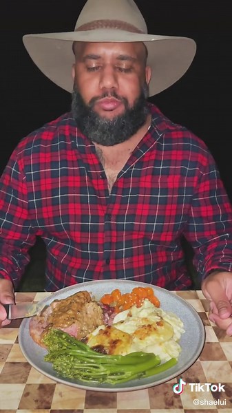 Easy Beef Rib Roast Recipe on the Charcoal Grill