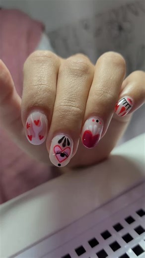 Videos de nataraujok (@natasha.nails_art) con “Nails - JB Producer”