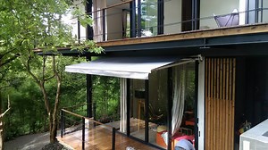 Customized Commercial Retractable Awnings | Limkaco