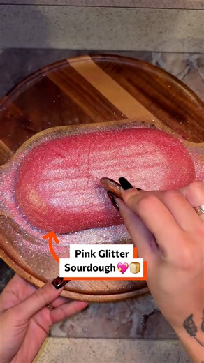 Pink sourdough 💖🍞 | Twisted
