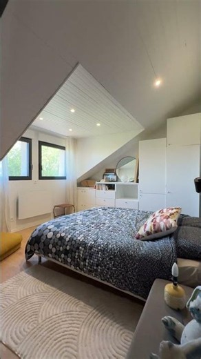 Maison rénovée avec piscine intérieure | Sauverny