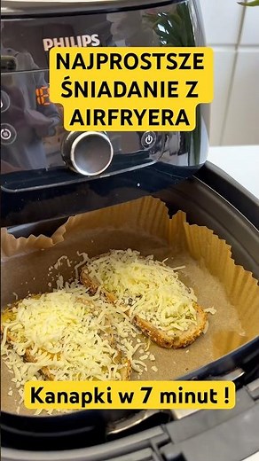 Najprostsze śniadanie z airfryera tylko 7 minut 🥪 kanapka z jajkiem 🍳 #sniadanie #airfryer #viral