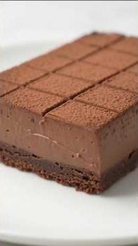 Ultra Fudgy Dreamy Chocolate Cake 🍫 Soft & Rich Layered Dessert Recipe!
