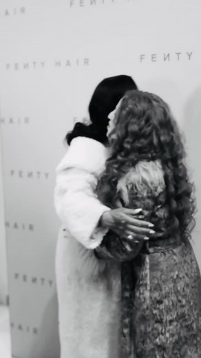 Fenty Hair Salon featuring Rihanna's Natural and Green Hair