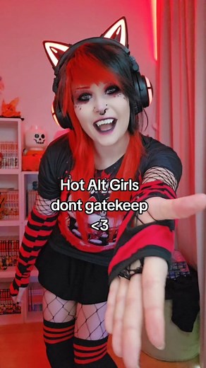 ClarawrXD on Instagram: "What's your fav place to shop? - - - Hell Kitty shirt from @mrgugumissgo 🖤 You can use code Clarawr for 20% off!🖤 - - - #gugupeople #mrgugu #emogirls #altgirls #emofashion #hottopic #emostyle #emohair #emomakeup #emoboys #emoqueen #altfashion #altstyle #altaesthetic #emoaesthetic #emoscene #vampireaesthetic #vampireteeth #vampiregirl #yowu"