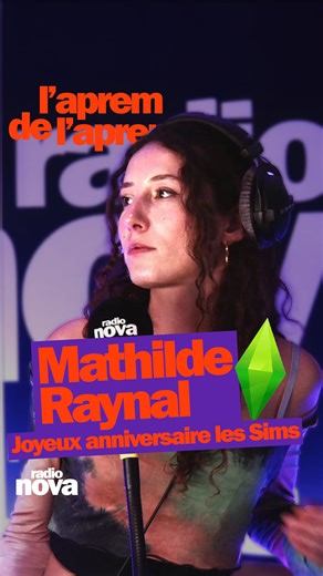 Radio Nova on Instagram: "Cette semaine, on a fêté l’anniversaire de notre toute première grande obsession : Les Sims 1 💚 @scandaljenner_ célèbre dans « l’aprèm de l’aprèm » les 26 ans de rosebud, de motherlode, des histoires d’amour avec les voisins ou encore des maisons qui prennent feu sans prévenir ! Le tout accompagné d’une bande-son mythique, capable de nous faire passer en une seconde du mode achat au mode complètement hypnotisé. À retrouver à l’antenne du lundi au vendredi, de 18h à 20h