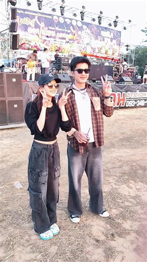 #ธีร์ทีเร็กซ์ #ปายกนกพร #อ่วยคืน #เปิดการมองเห็น #มรสุมความคิดฮอด